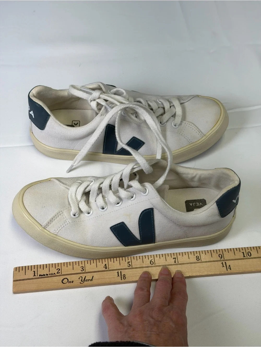 Veja low top